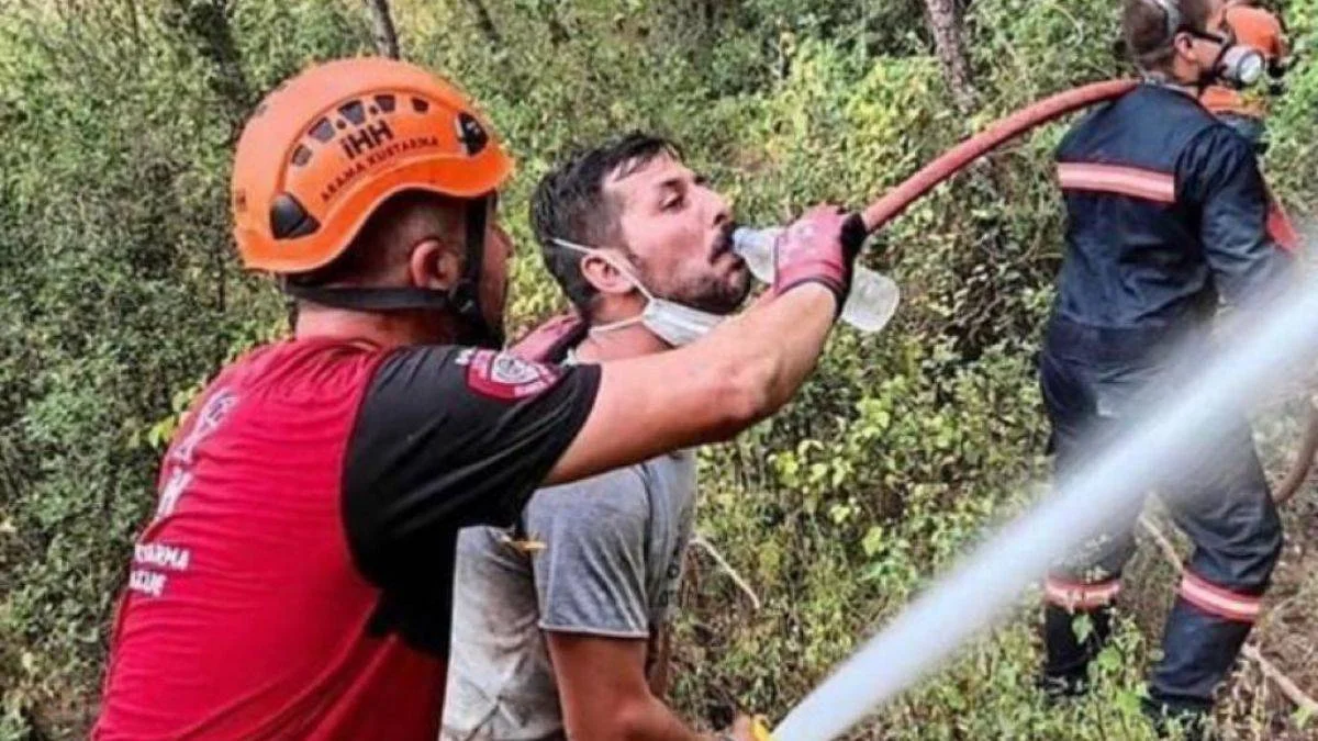 İHH, önce yangına su taşıdı, şimdi ise yaraları saracak