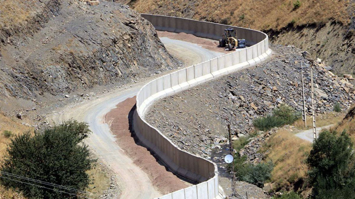 İran sınırına beton duvar önlemi