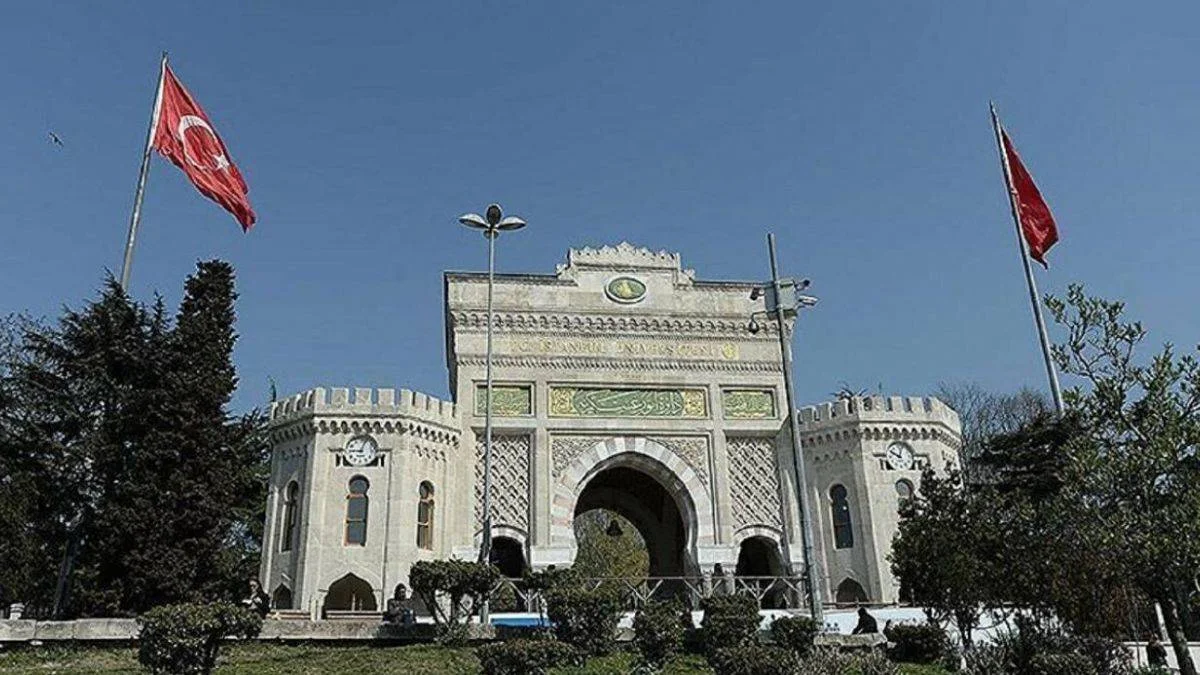 İstanbul Üniversitesi dersler uzaktan mı olacak? İstanbul Üniversitesi'nde eğitim yüz yüze mi?