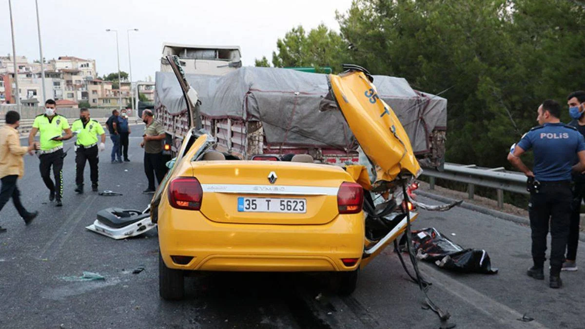 İzmir'de üzücü kaza: 1 ölü, 2 yaralı