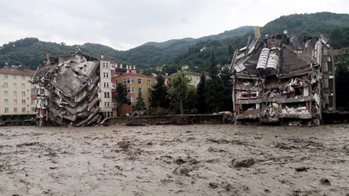 Kastamonu'da sel sularına kapılan 9 kişi hayatını kaybetti