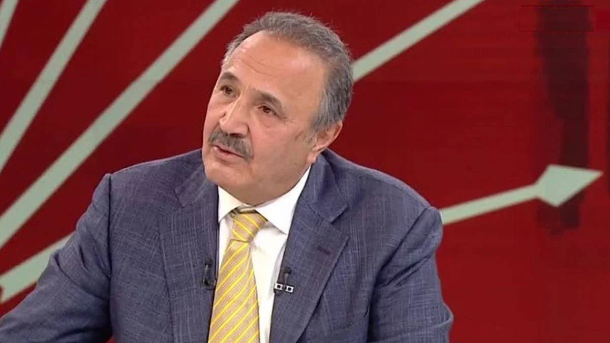 "Kılıçdaroğlu ve Livaneli de bana göre salon solcularıdır"