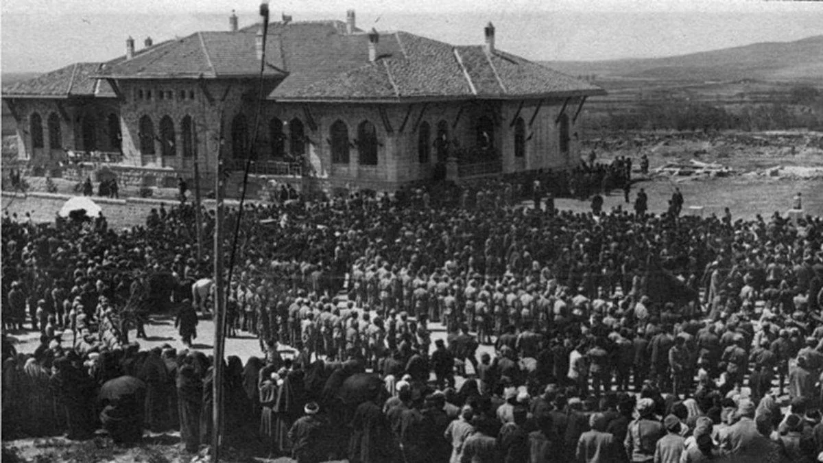 Misak'ı Milli'den Milli Meclis'e geçiş