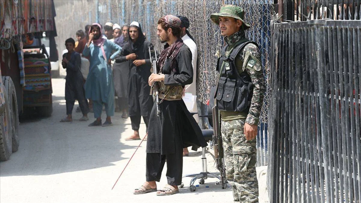 Pakistan'dan 'Afganistan' mesajı: Hazırız