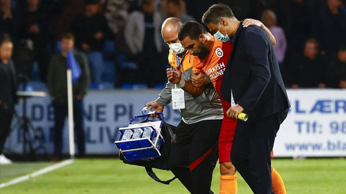 Sakatlanan Arda Turan'ın durumu belli oldu