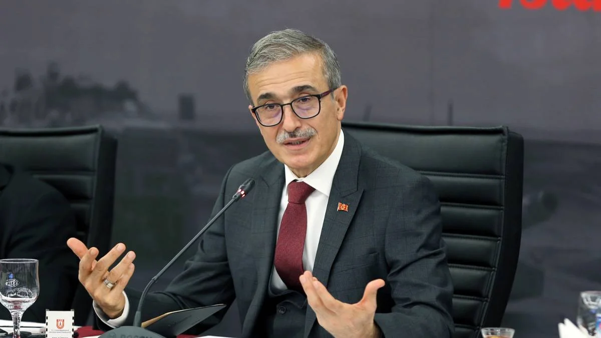 Savunma Sanayii Başkanı Demir'den ''IDEF'' açıklaması