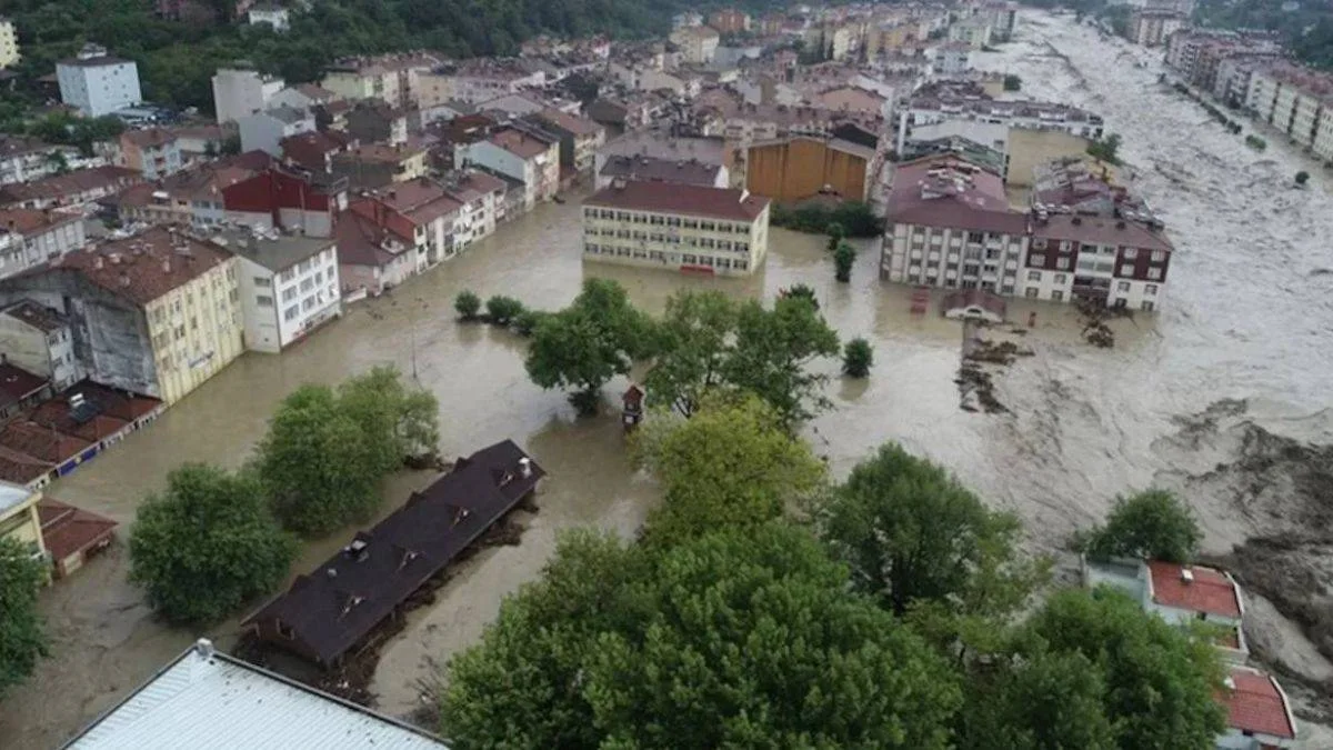 Sel bölgesine yardım nasıl gönderilir? Kastamonu Bozkurt, Sinop ve Bartın'a nasıl yardım edilir?