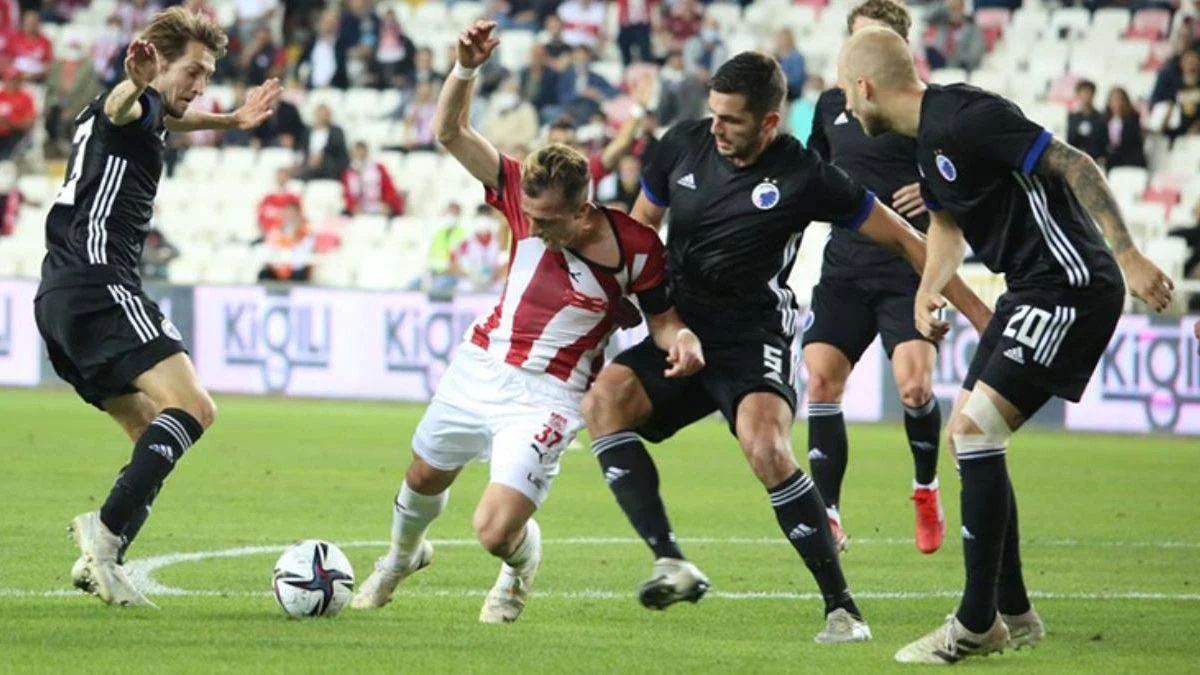 Sivasspor, sahasında Kopenhag ekibine mağlup oldu