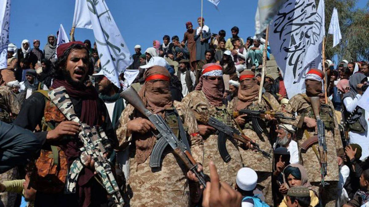 Taliban'ın ele geçirdiği vilayet sayısı 15'e yükseldi