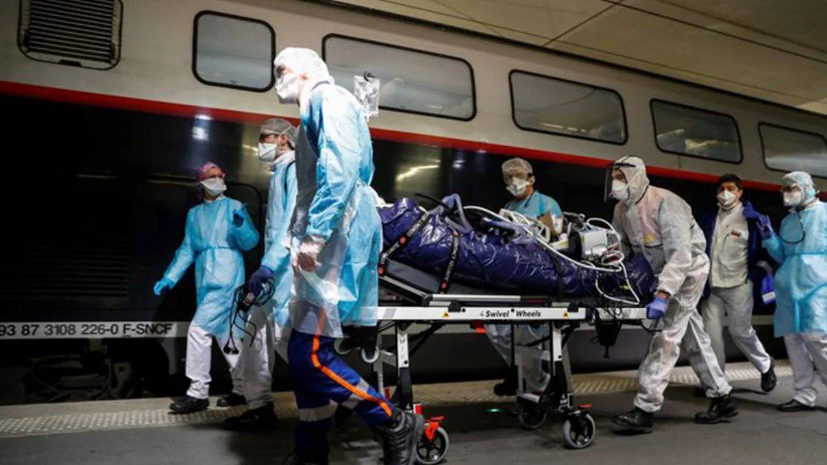 Tokyo'da banliyö treninde bıçaklı saldırı: 10 yaralı