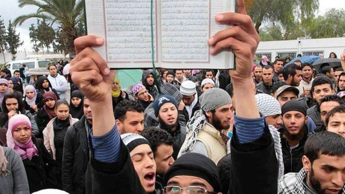 "Tunus'ta genç İslamcılar sandıktan vazgeçiyor mu?"