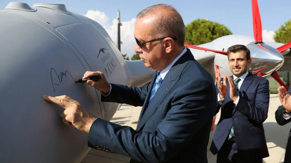 Yunan basınından Akıncı TİHA'ya ilginç benzetme