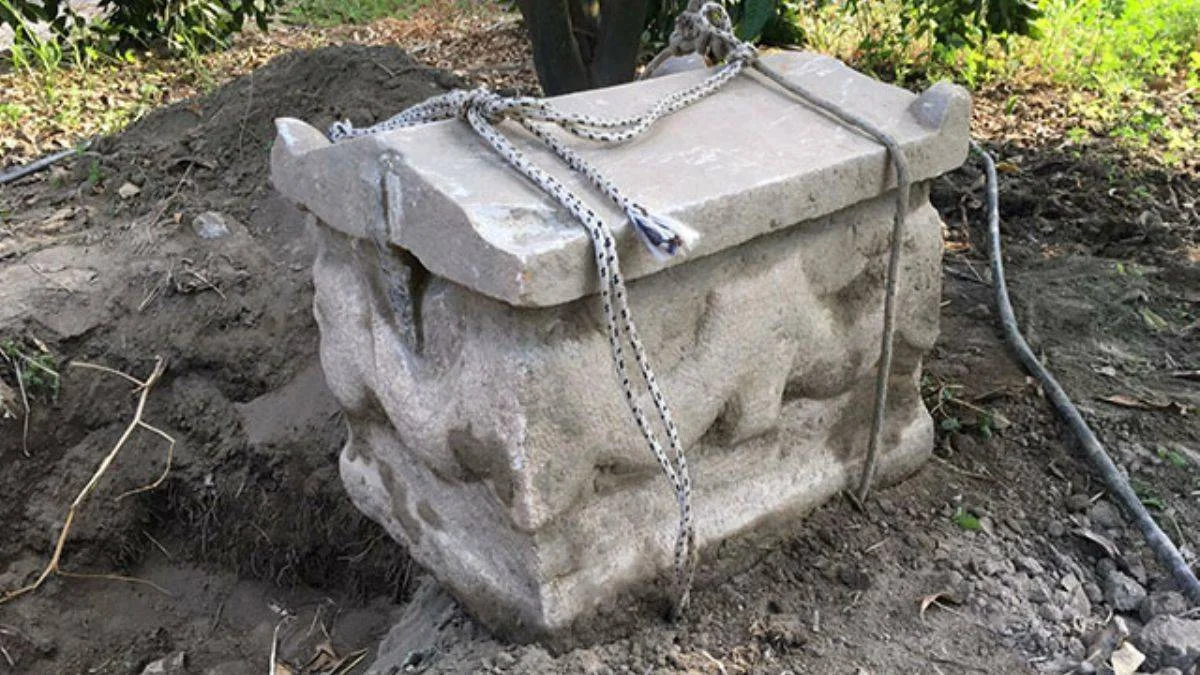 750 bin dolara satmak isterken yakalandılar