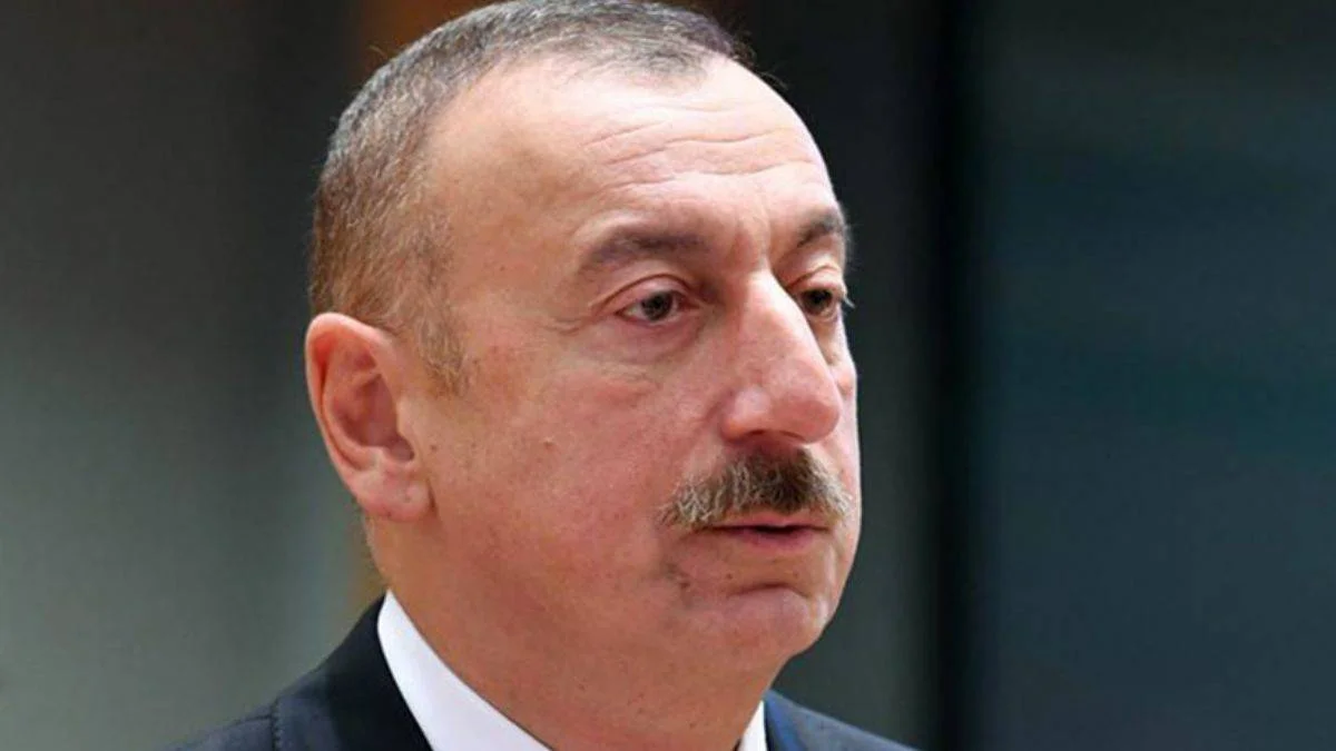 Aliyev anlatırken gözleri doldu
