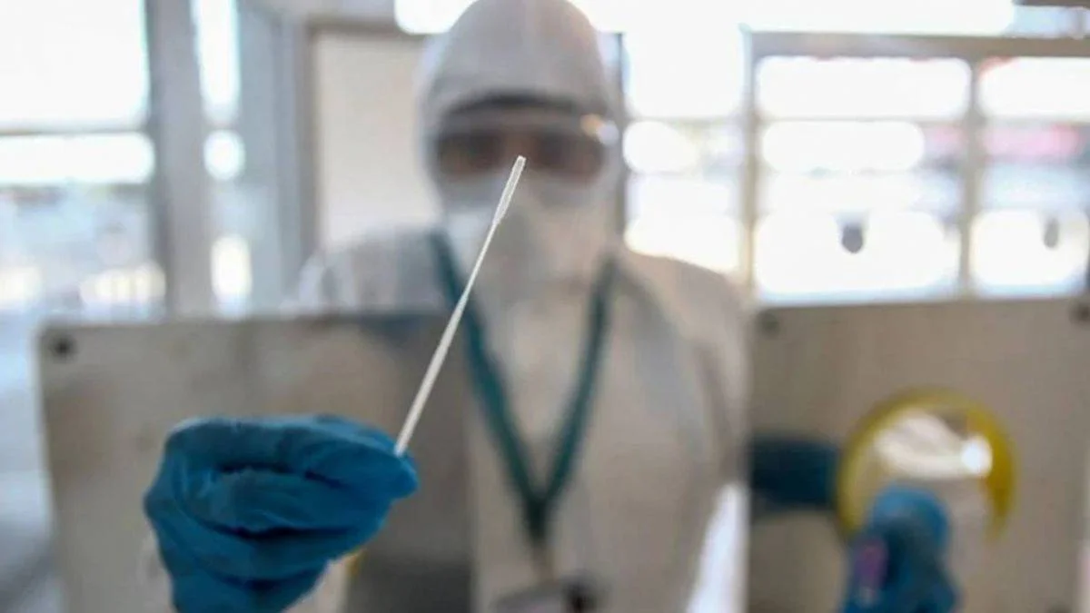 Aşı olmamış memurlara PCR testi zorunluluğu var mı? Devlet memurlarına PCR testi zorunluluğu mu geldi?