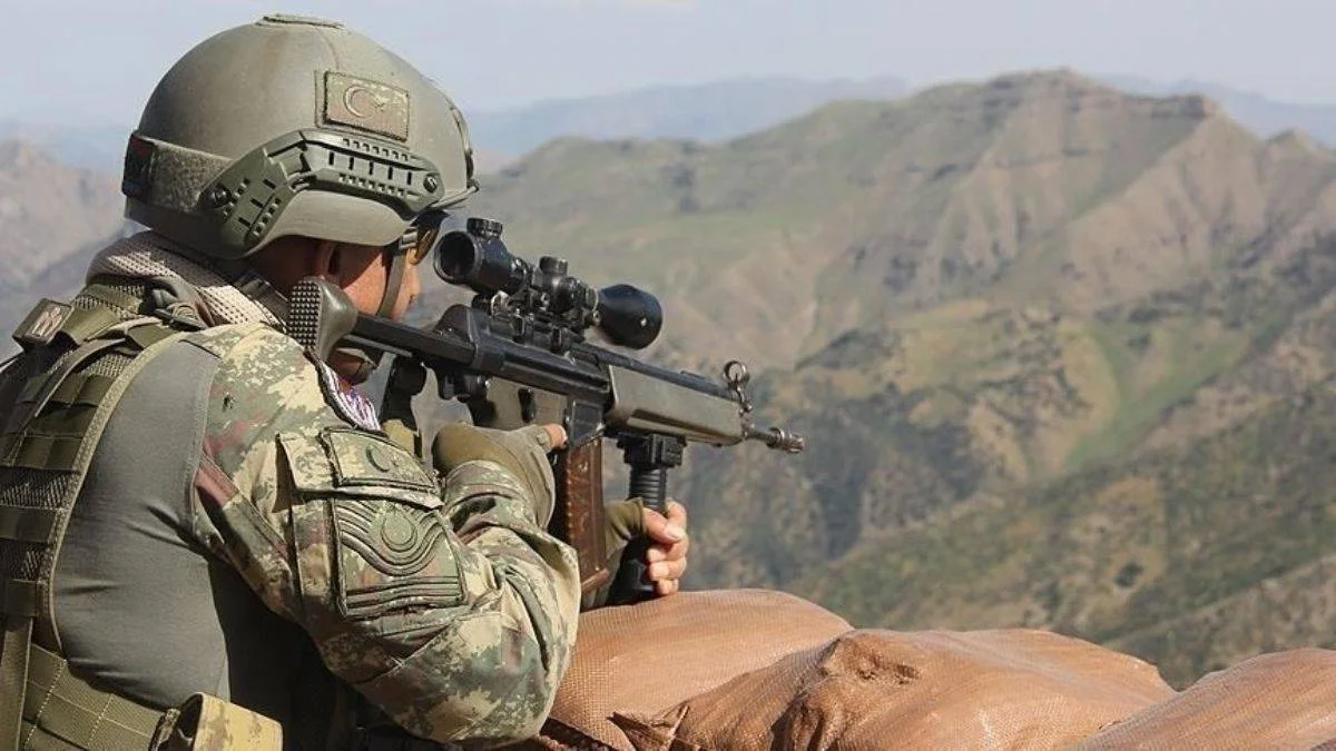 Avaşin bölgesinde bir asker şehit oldu