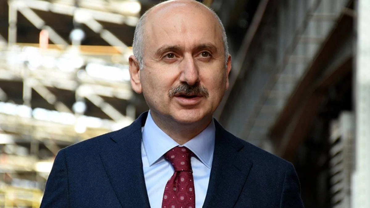 Bakan Karaismailoğlu'dan 'u' logosu açıklaması