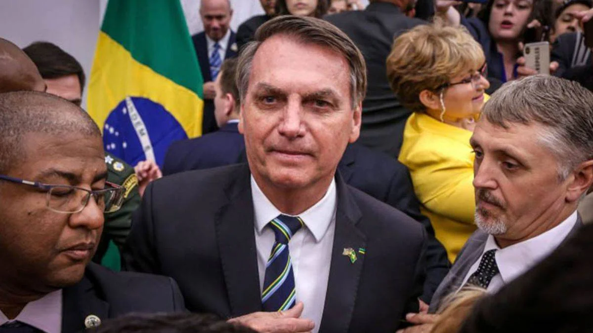 Bolsonaro, tartışmalı sosyal medya kararnamesini imzaladı