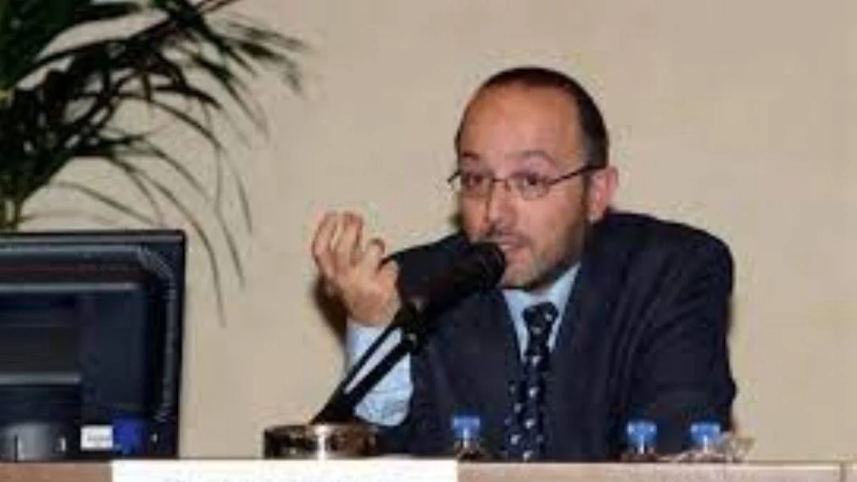 Demokrasi ve yeni ulus inşası ihraç edilemez