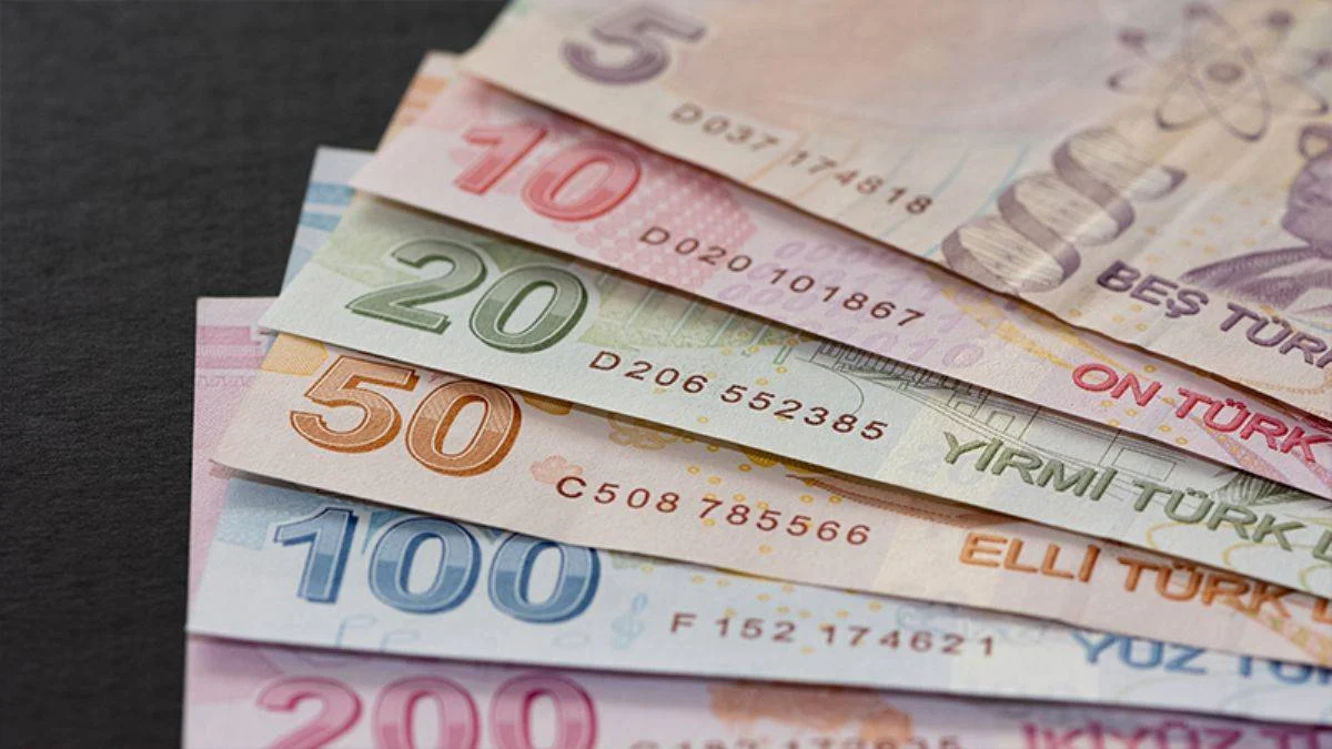 Deutsche Bank'tan TL açıklaması