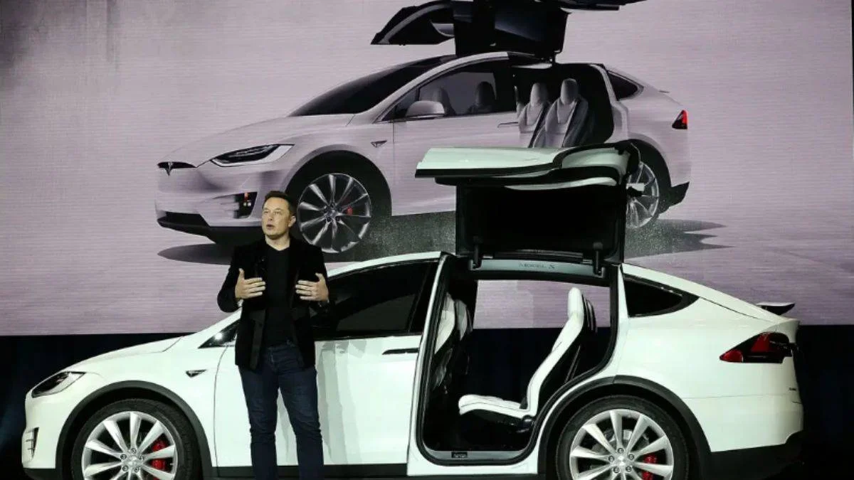Elon Musk'tan 'çip' açıklaması