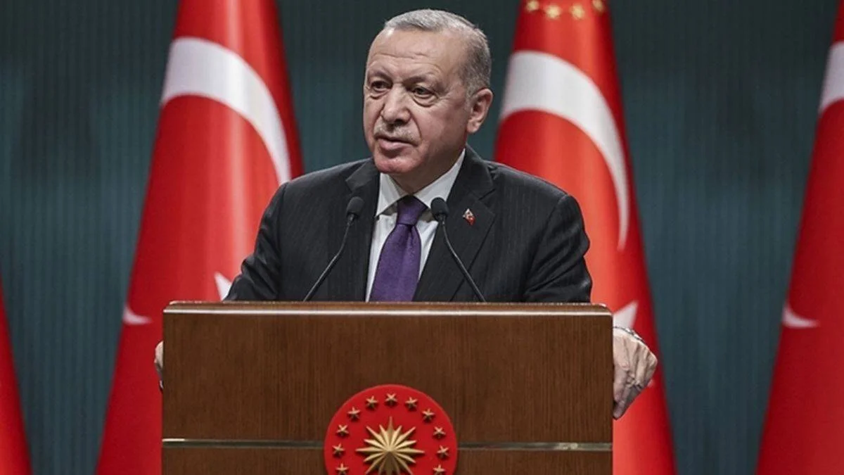 Erdoğan'dan ABD'ye: Ya uçaklarımızı verecekler ya da parayı