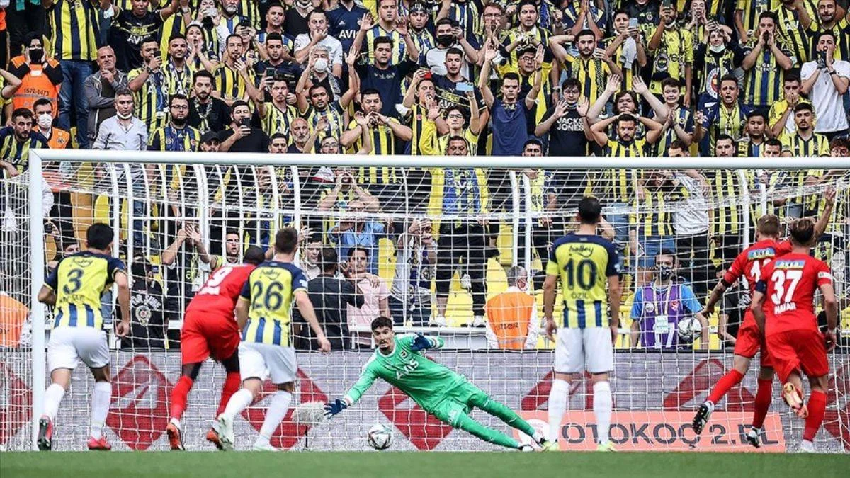Fenerbahçe'den hakem kararlarına tepki