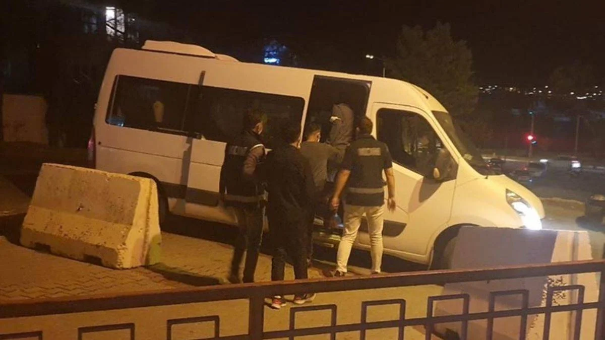 FETÖ'cü 3 eski subay Yunanistan'a kaçarken yakalandı