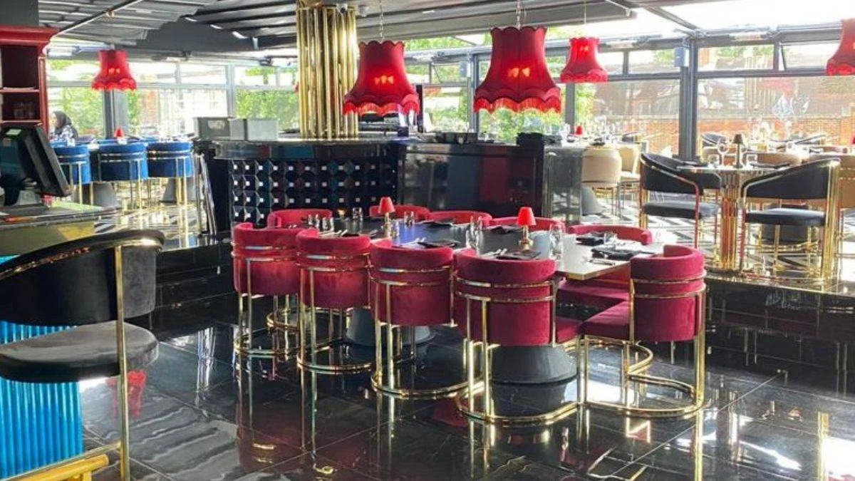 İngiltere'nin Ödüllü Lezzetlerinin Adresi "Tarshish Restoran"
