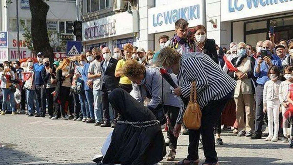 "Kültürel tecavüze aslâ sessiz kalınamaz!"