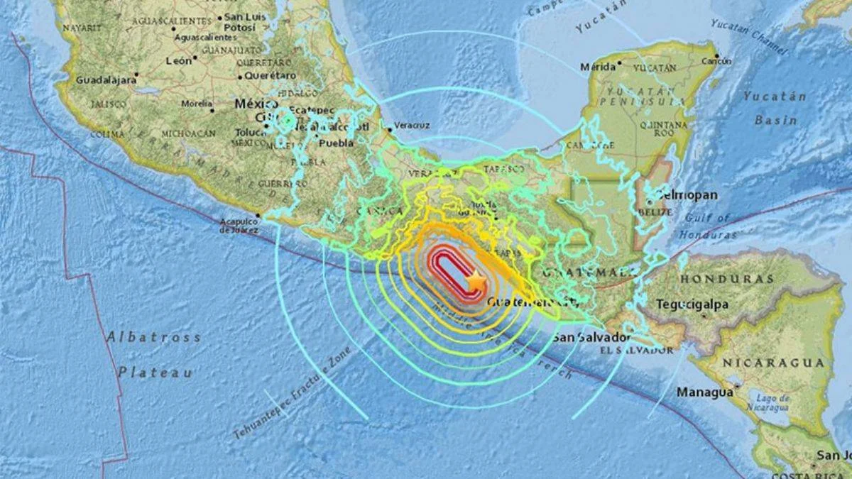 Meksika şiddetli depremle sarsıldı