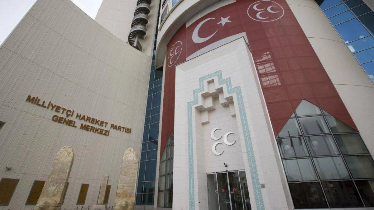 MHP, 7 kişiyi partiden ihraç etti