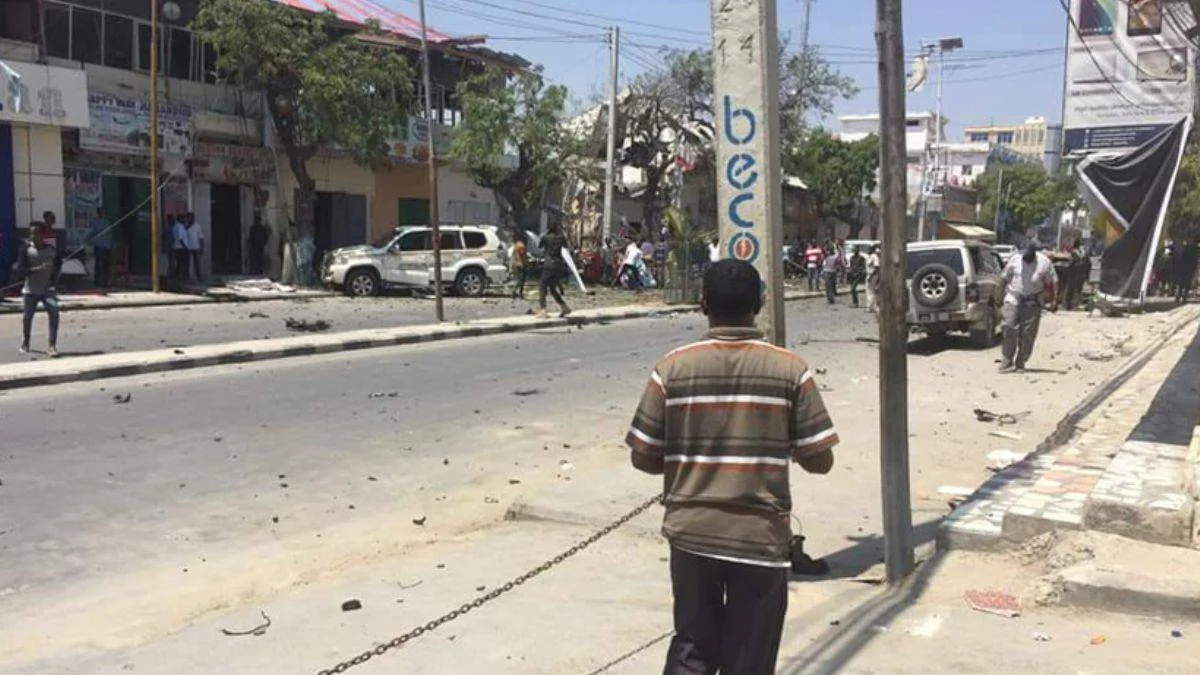 Mogadişu'da bombalı saldırı: 7 kişi öldü