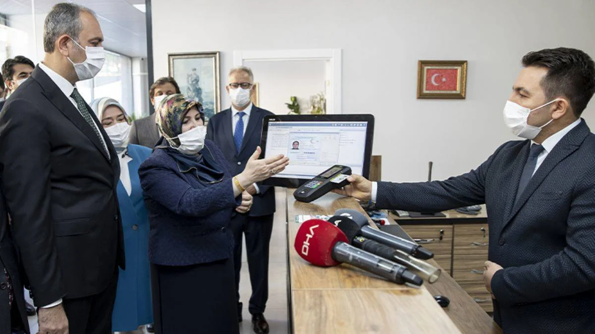 Noterliklerde parmak izi dönemi