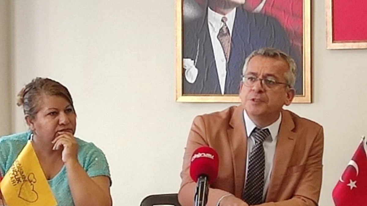 Polat: Allah, Türkiye'ye hizmetin dışında bir şey bize nasip etmesin