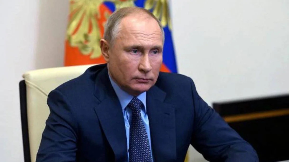 Putin koronavirüs mü oldu? Putin'den 'Karantinaya girebilirim açıklaması'