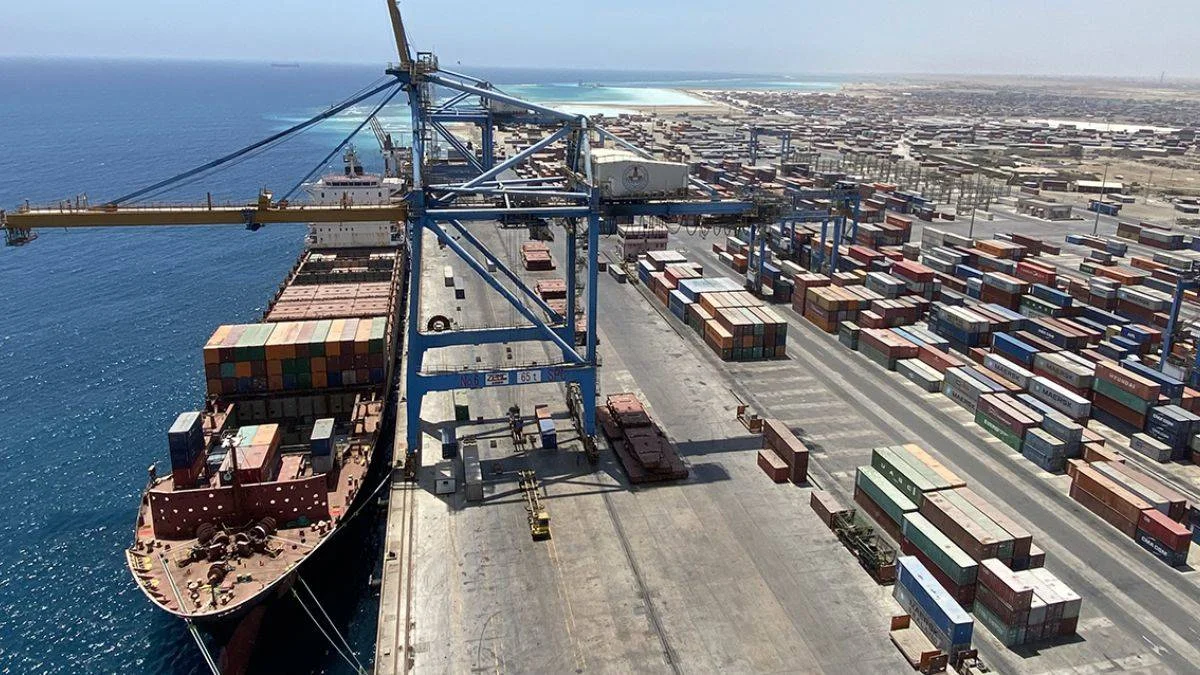 Sudan'da gerilim: Aşiretler Port Sudan Limanı'nı kapattı