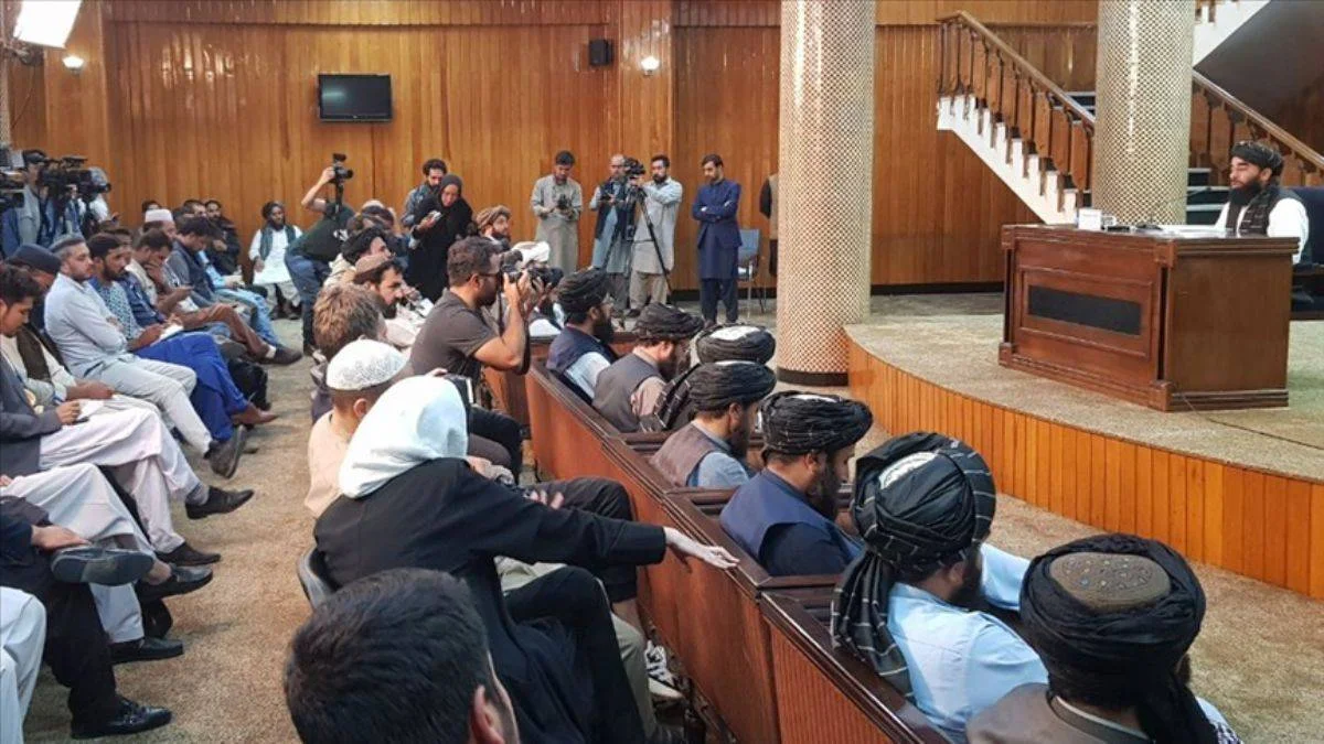 Taliban'ın geçici hükümetinde kim kimdir?