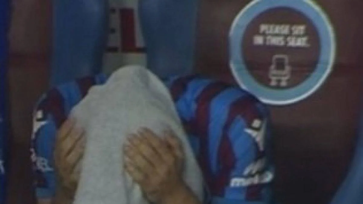 Trabzonspor'un yıldızıydı! Oyundan erken alınan Abdülkadir Ömür gözyaşlarına boğuldu