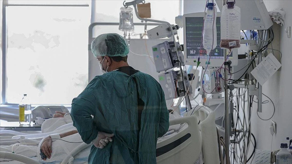 26 bin 217 kişinin Kovid-19 testi pozitif çıktı