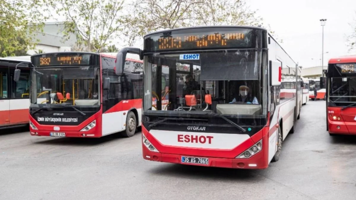 29 Ekim ESHOT ücretsiz mi? İzmir'de 29 Ekim'de otobüs, metro, vapur İzban indirimli mi bedava mı?