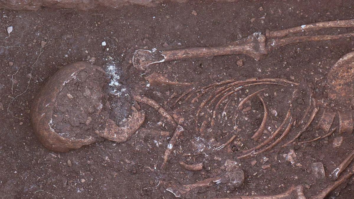 Adıyaman'daki kazılarda 1500 yıllık insan iskeletleri bulundu