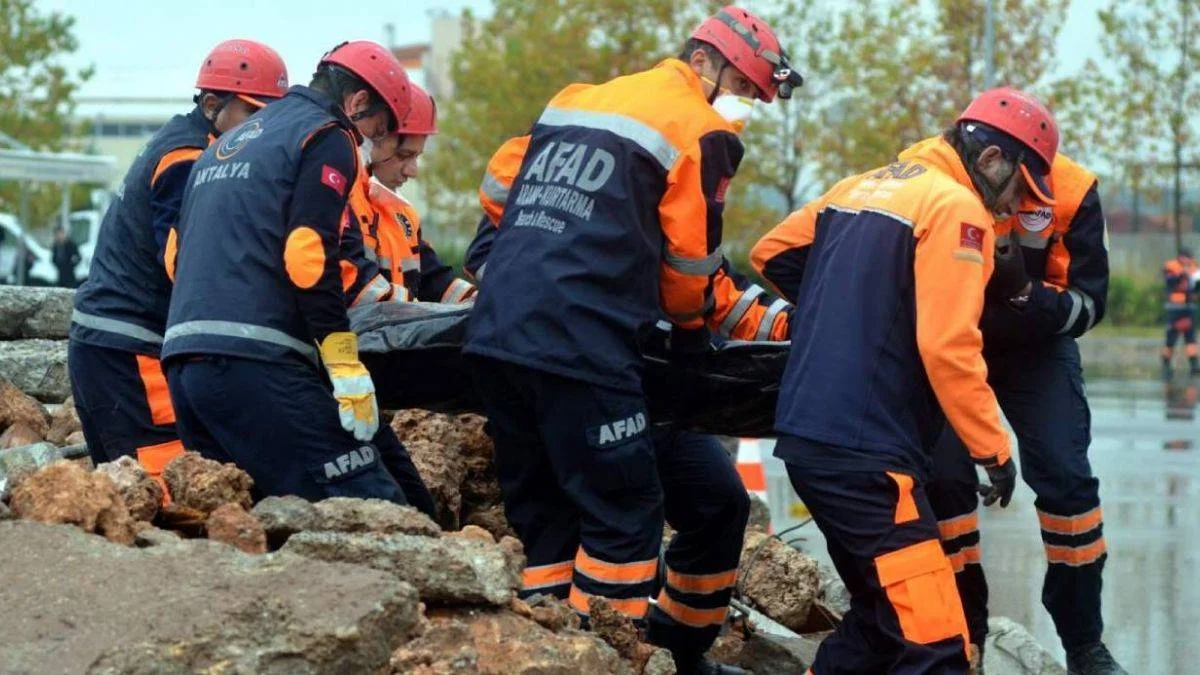 AFAD işçi ve personel alımı 2021 | AFAD personel alımı başvuruları başladı mı? AFAD işçi alımı ne zaman başlayacak?