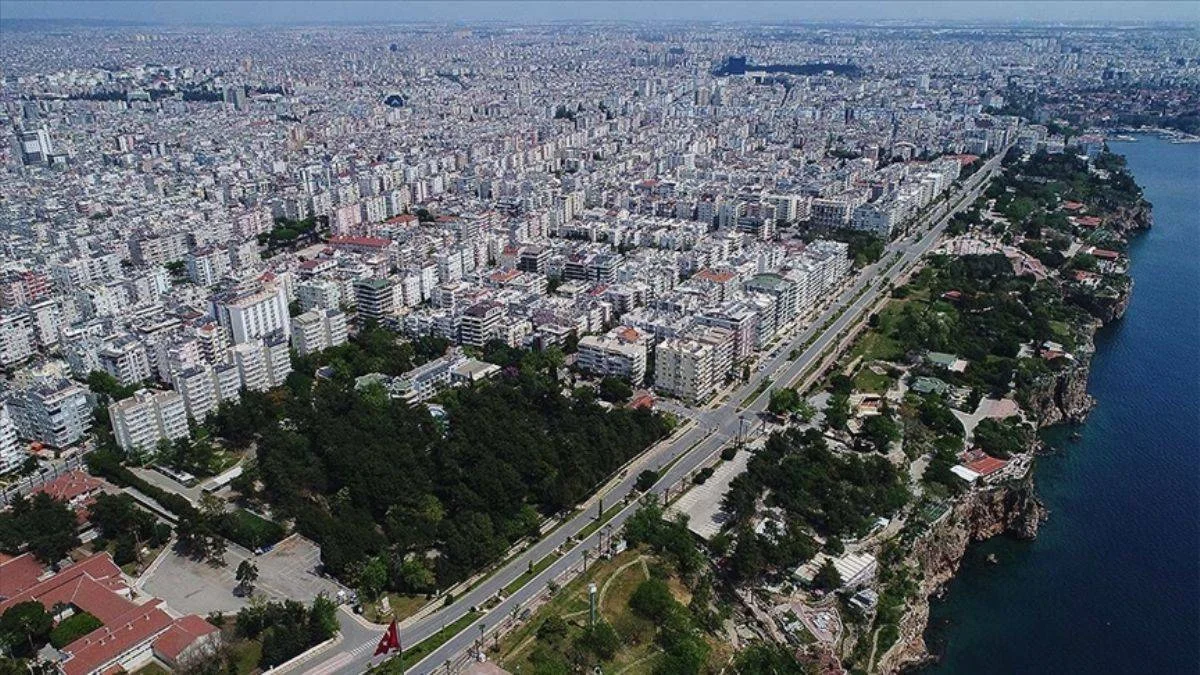 ANALİZ: Muğla ve Antalya konut fiyat artışı % 100'ü geçti