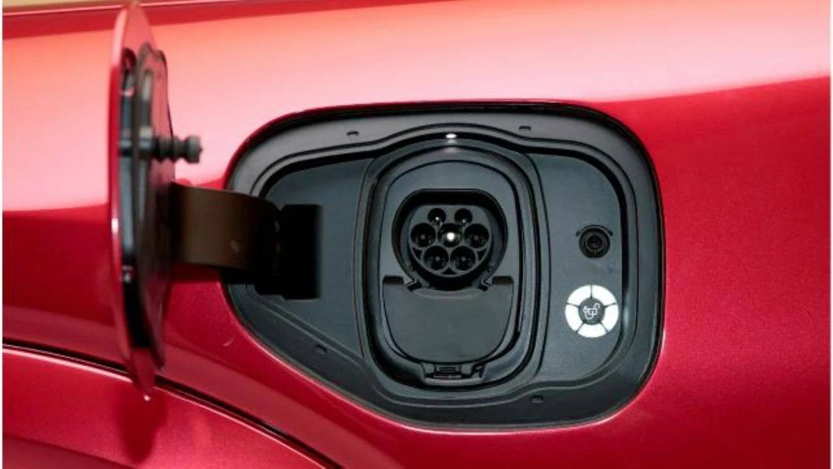Avrupa'da en çok elektrikli/hibrit otomobiller satılıyor
