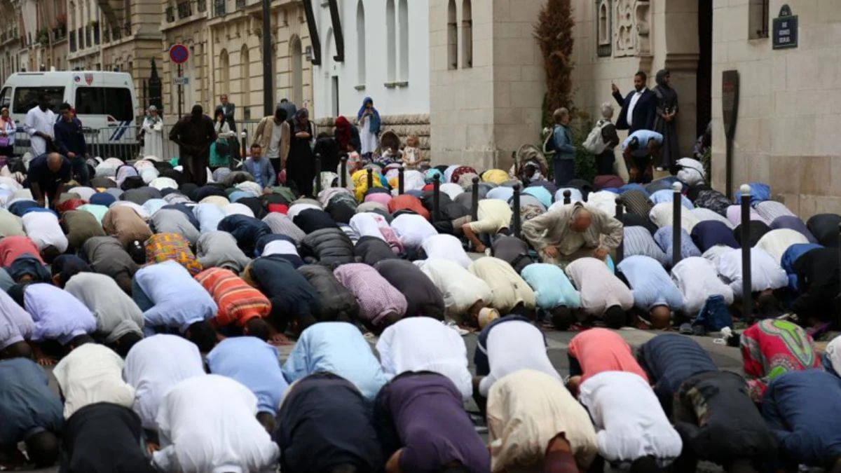 Belçika'da camilere kısıtlama getiriliyor