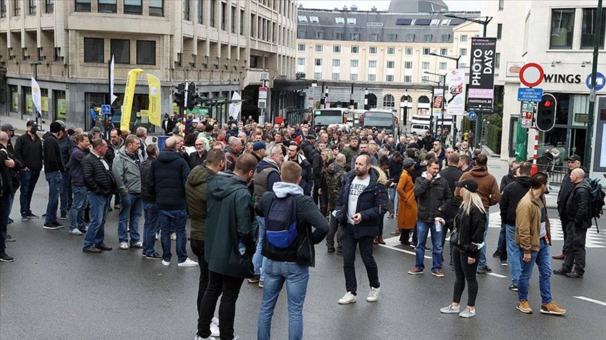 Belçika polisinden maaş protestosu