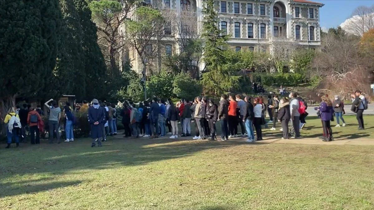 Boğaziçi Üniversitesi'nde 10 gözaltı