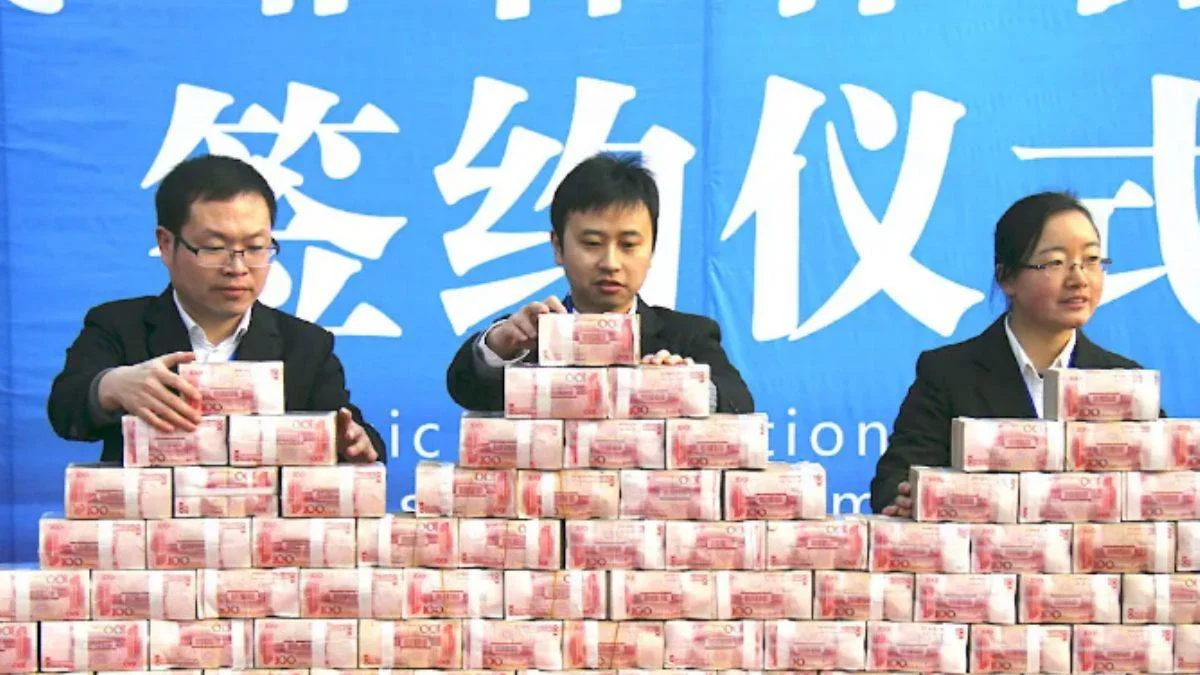 Çin'in 54 trilyon dolarlık sektörü kördüğüm oldu