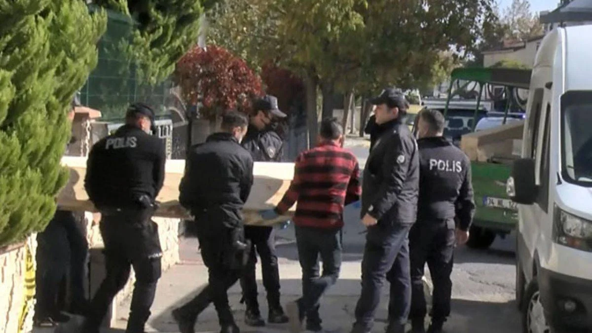 Emekli polis, eşi ve kızını vurup intihar etti